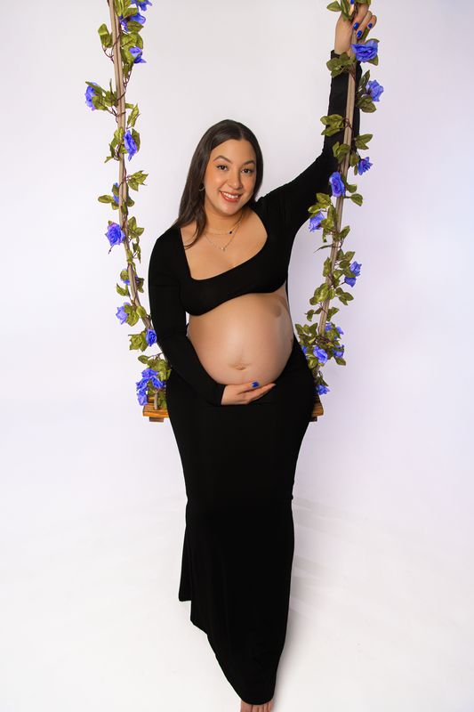 Maternity photography by Swavey Shots